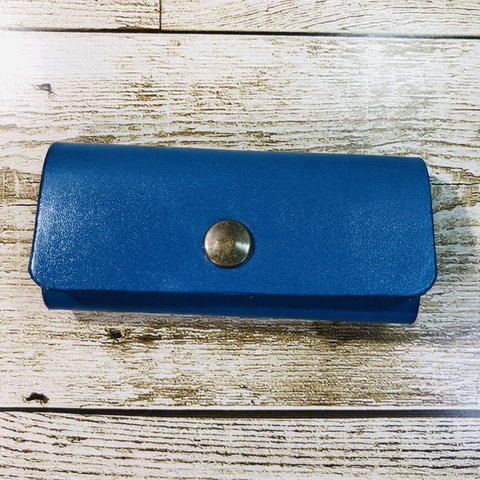 本革製シンプルなキーケース  色：ブルー